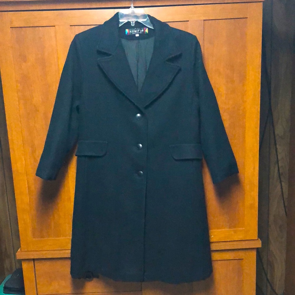 Petite Komitor Women’s Black Jacket